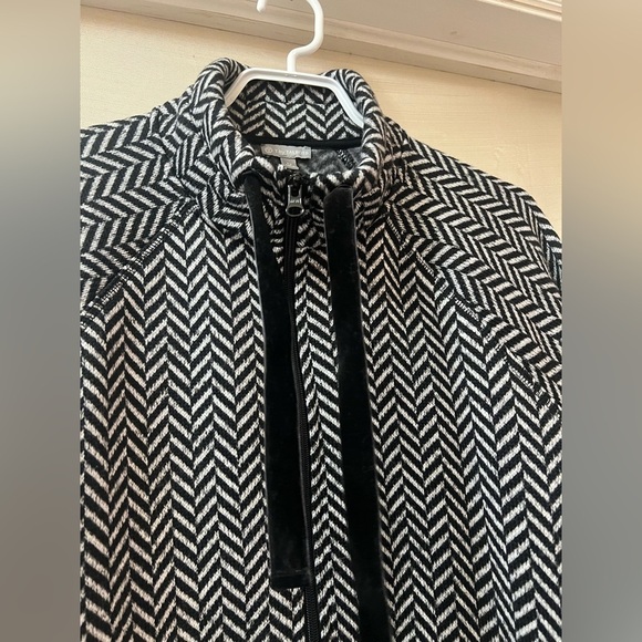 ⚪️Talbots women’s black & white zipup jacket velvet string size large petite - Picture 6 of 10